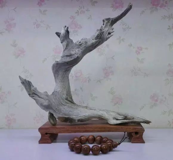 崖柏原生态摆件